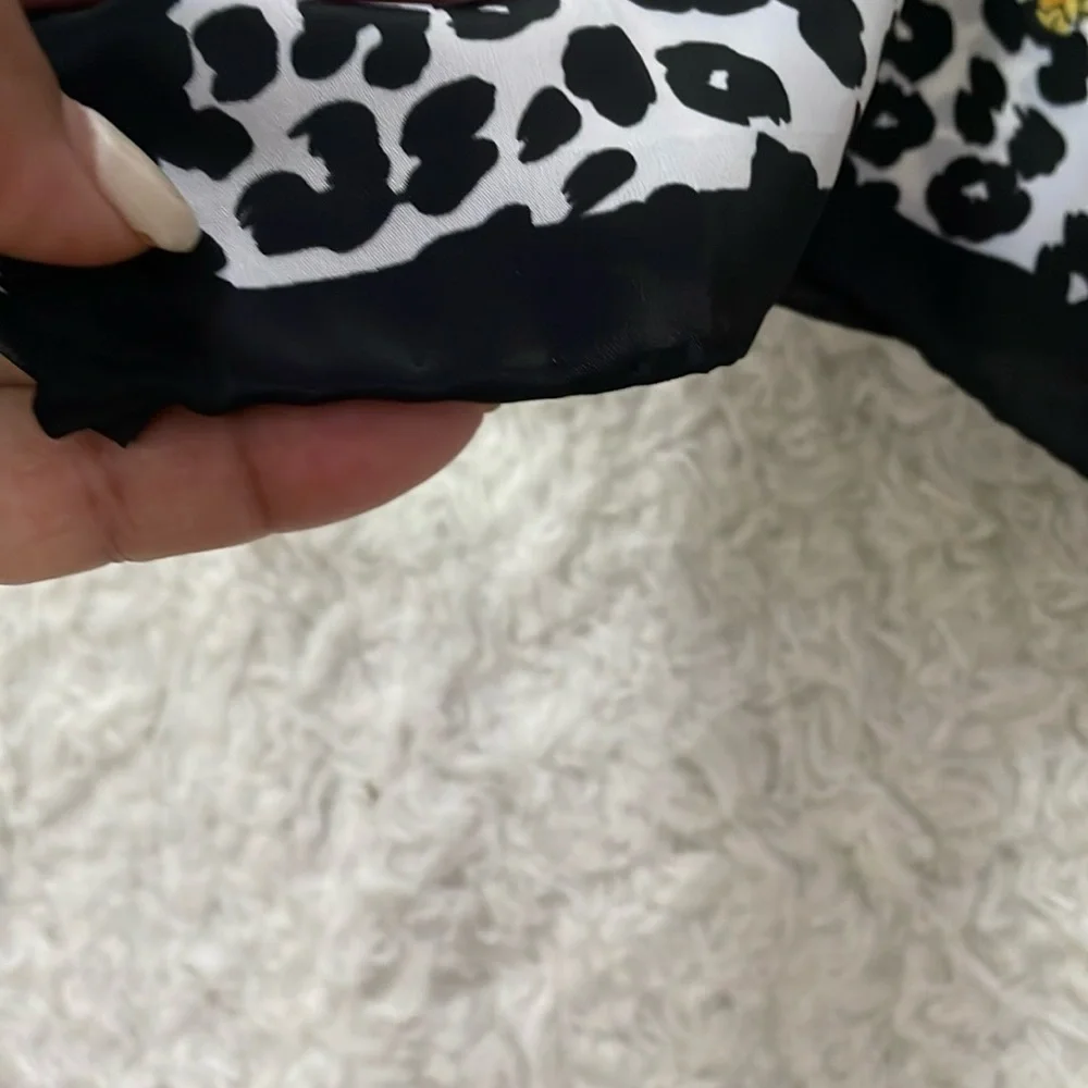 Gianni Versace Black and yellow Silk Scarf